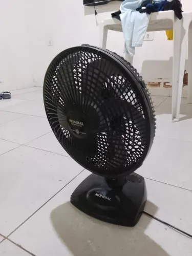 Ventilador marca mondial pouco uso 3 velocidades