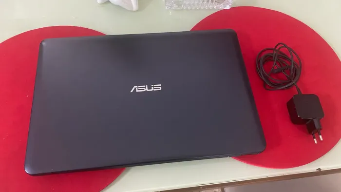 Notebook Asus