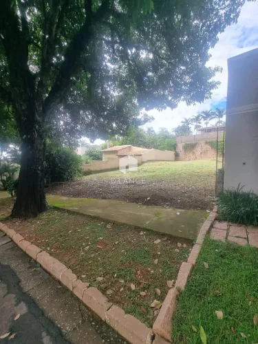 Terreno à venda no bairro Caminhos de São Conrado em Campinas