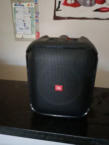 Caixa JBL original nova