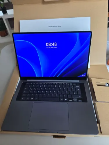 Galaxy Book6 Ultra (16")Ultra 7 356H 1TB SSD NVMe 32GB RTX 5060