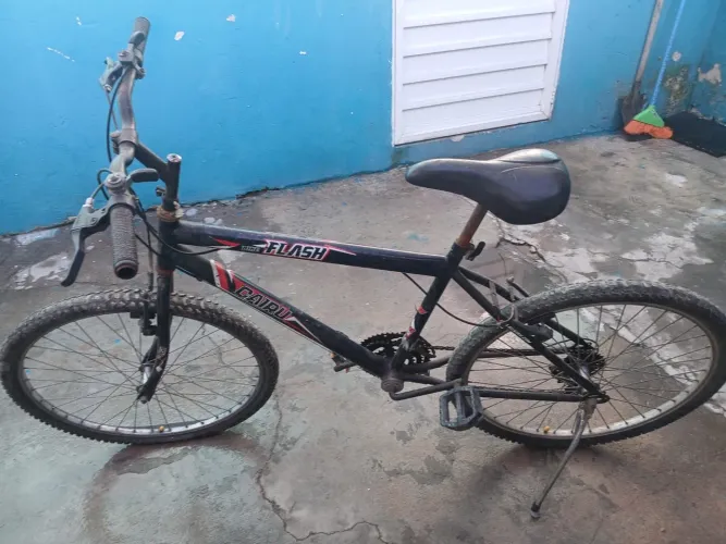 Bicicleta Aro 26, preta. Usada!