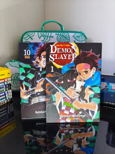 Demon Slayer - 1 & 10 (kimetsu no yaiba)