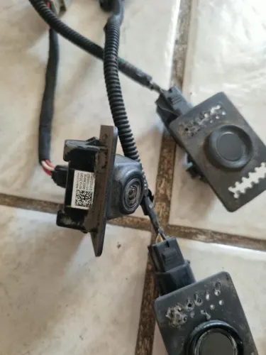 Camera de Ré ORIGINAL onix completa com sensores e chicote.