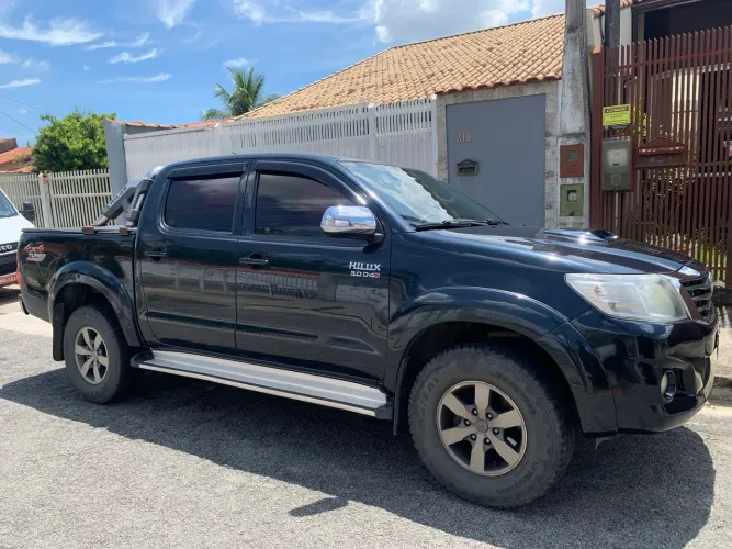 Toyota Hilux CD SRV D4-d 4X4 3.0 TDI Diesel AUT 2012