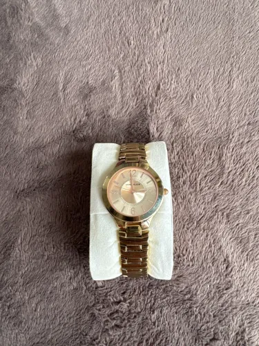 Relógio Anne Klein dourado feminino