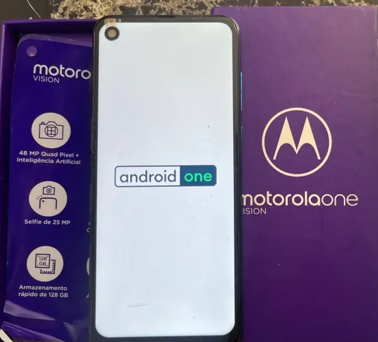 Motorola One Vision