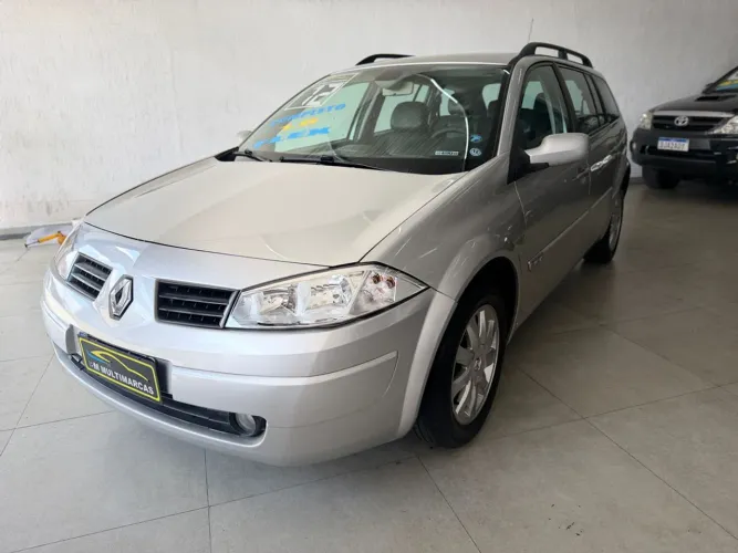 Renault Megane Grand Tour Dynam. Hi-flex 1.6 16V 2012