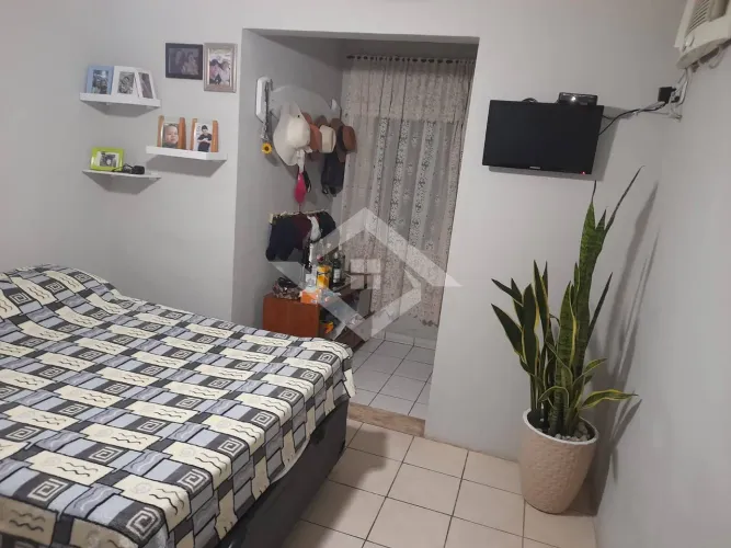 Casa de 2 quartos em condomínio fechado. Colinas de Campo Grande