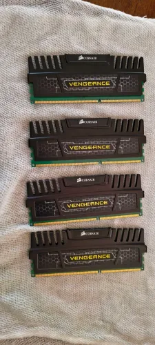 Memória ram desktop ddr3 1600 cosair