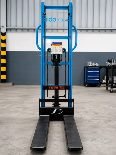 Empilhadeira Manual Hidráulica 1500 kg - Paleteira Elevatória Industrial