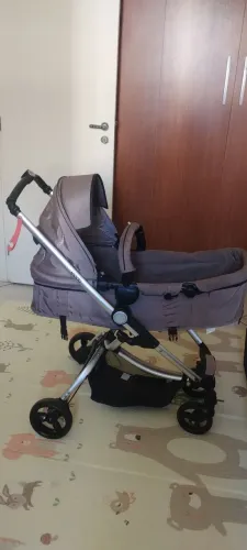 (Combo) Carrinho de bebê + bebê conforto Kiddo