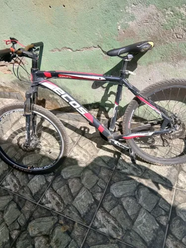 Bicicleta ECOS shimano