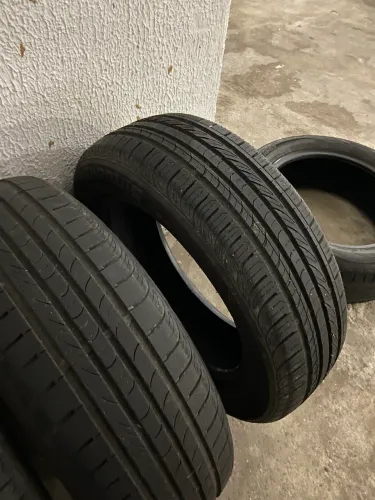 Pneus 195/60 aro 16