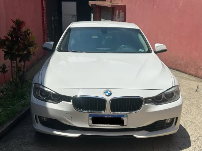 BMW 320I A 2.0 Turbo/activeflex 16V 184cv 4P 2015