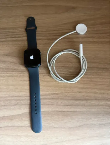 Apple Watch SE 2 44mm