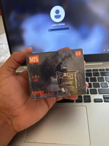Fone de Ouvido Bluetooth Gamer J-60 Sem Fio<br><br>Descrição: