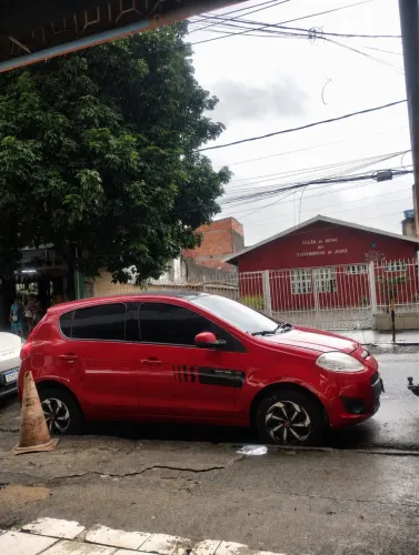 Fiat Palio Attractive 1.0 EVO Fire Flex 8V 5P 2012