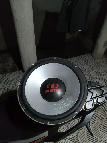 Grave de 12 + módulo Roadstar RS-4210AMP