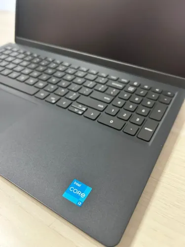 NOTEBOOK DELL - i3 12th Gen | 8GB | SSD NVMe 512GB - ESTADO NOVO