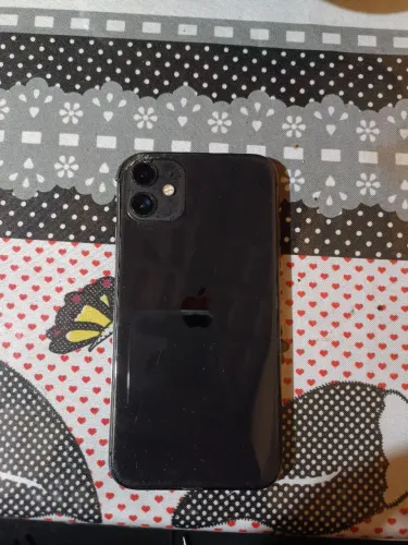 iPhone 11 64gb preto usado.