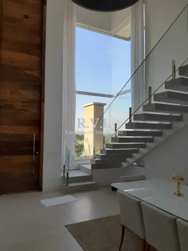 Casa de alto padrão para locação no Condomínio Água Verde em Atibaia-SP - 3 suítes, 3 sala