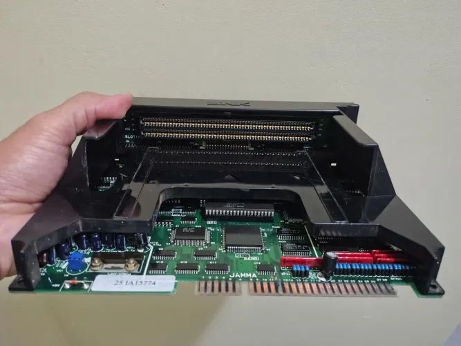 ***Placa Neo Geo MVS com defeito***