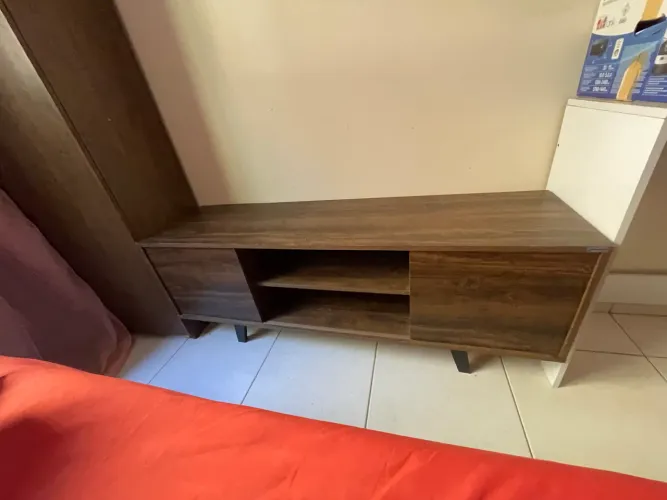 RACK/APARADOR MDF MARROM