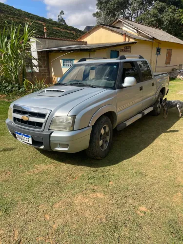 Chevrolet S10 P-up Executive 2.4 MPFI F.power CD 2011