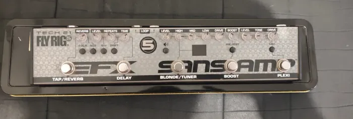 Tech 21 SamsAmp FlyRig 5 V2