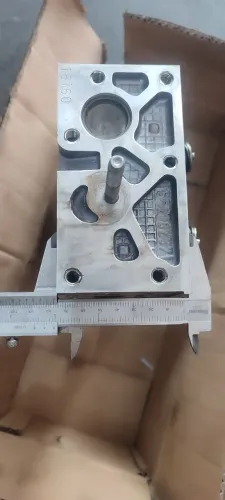 Cabeçote completo com válvulas Fiat Punto Linea t jet