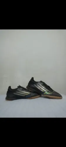 F50 verde e preto