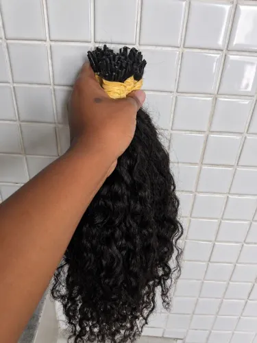 Cabelo humano enrolado