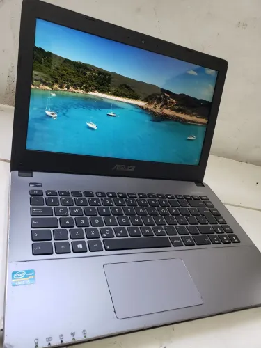 Vendo Notebook Asus/ Intel Core i5/ Bateria Boa/1000 Gigas HD/8 gigas Memória 