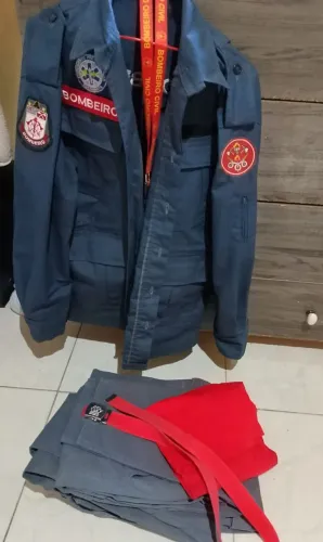 Uniforme bombeiro civil