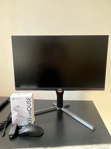 Vendo mouse e monitor gamer
