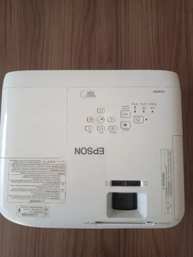 Projetor Epson E20