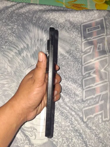 Vende se um celular redimi 14C