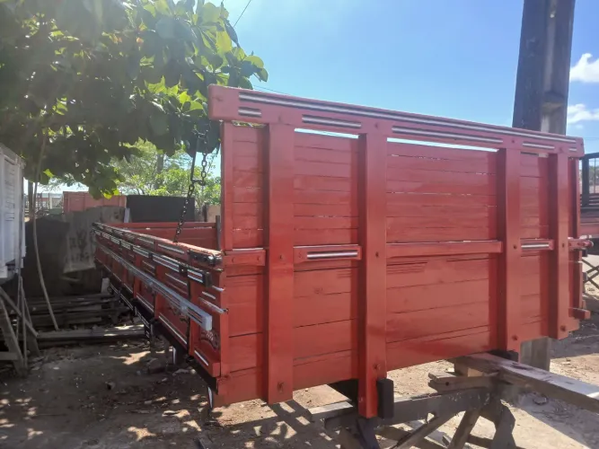 Carroceria f4000 ou d40