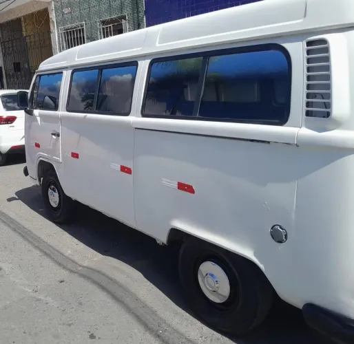 Volkswagen Kombi Escolar/50 Anos 1.4 MI Total Flex 2009