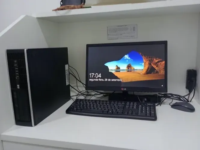 Computador Completo HP Compaq i5 / 8GB RAM / 112GB + Monitor LG