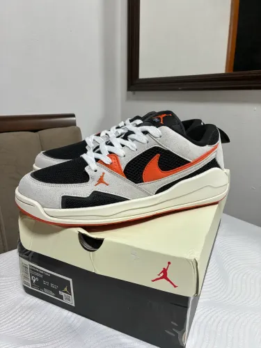 Jordan CMFT ERA tamanho 41 novo