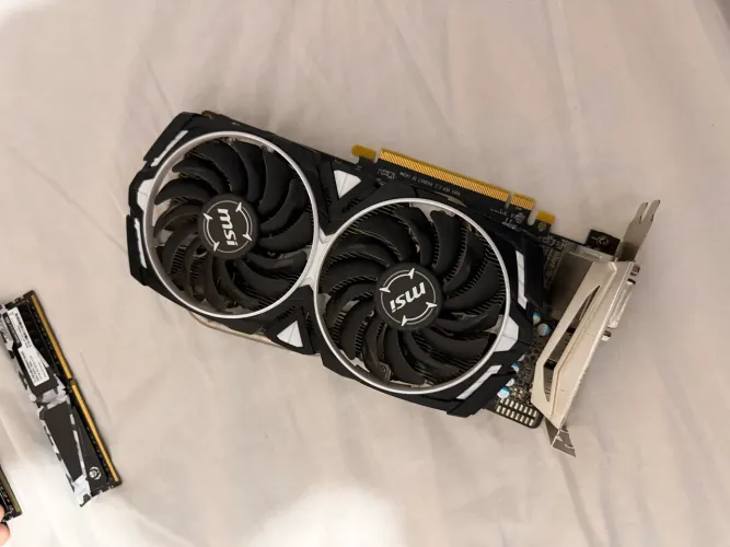 RX 570 8GB