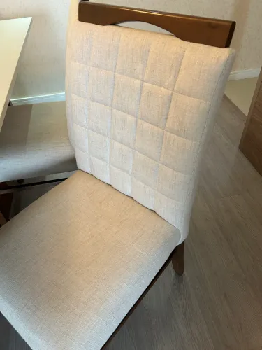 Mesa retangular base madeira tampo off white