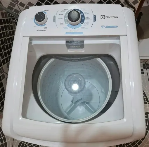 Máquina de lavar Electrolux 9 kg - SEMINOVA