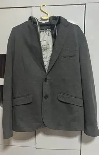 Blazer style masculino, tira o capuz tmb da marca Desigual tam 52