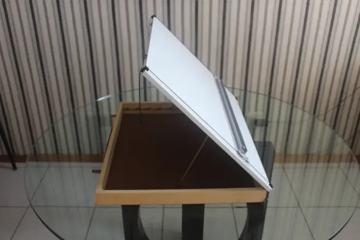 Prancheta portátil p/ desenho A3 + régua paralela - Arquitetura e Urbainismo.