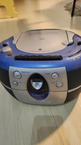 Toca CD e K7 Coby