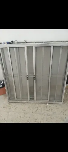Janela de alumínio