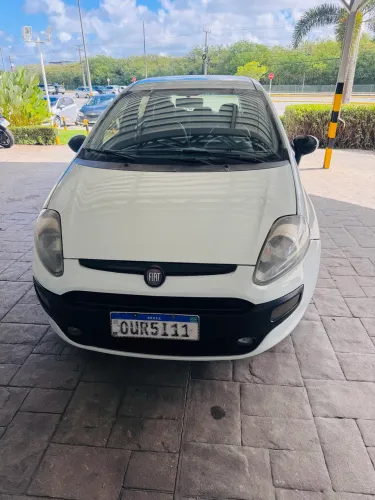 Fiat Punto Attractive 1.4 Fire Flex 8V 5P 2014